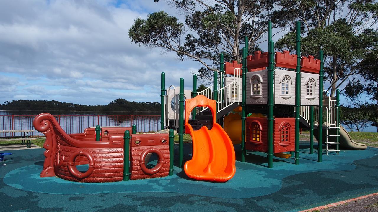 Strahan Retreat Holiday Park Exterior foto